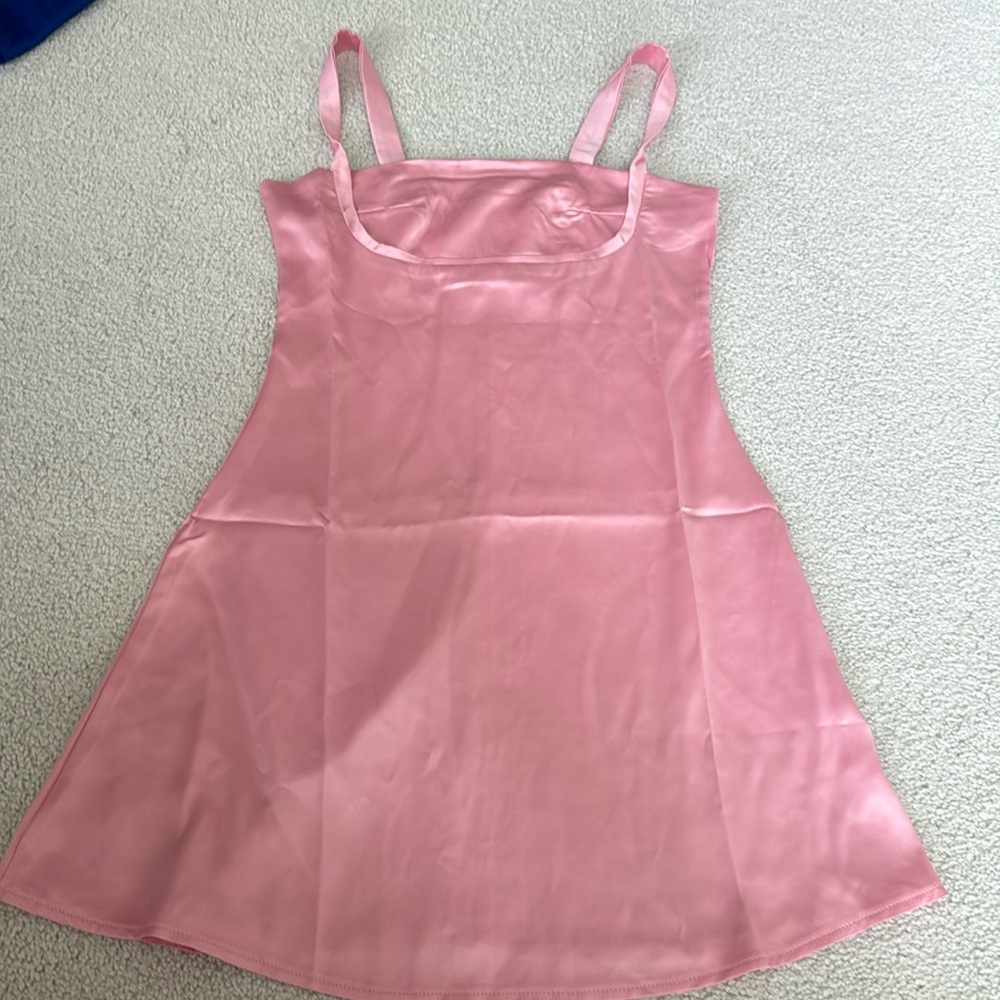 roma figure flattering dress from sunday affairs (xs, pink)